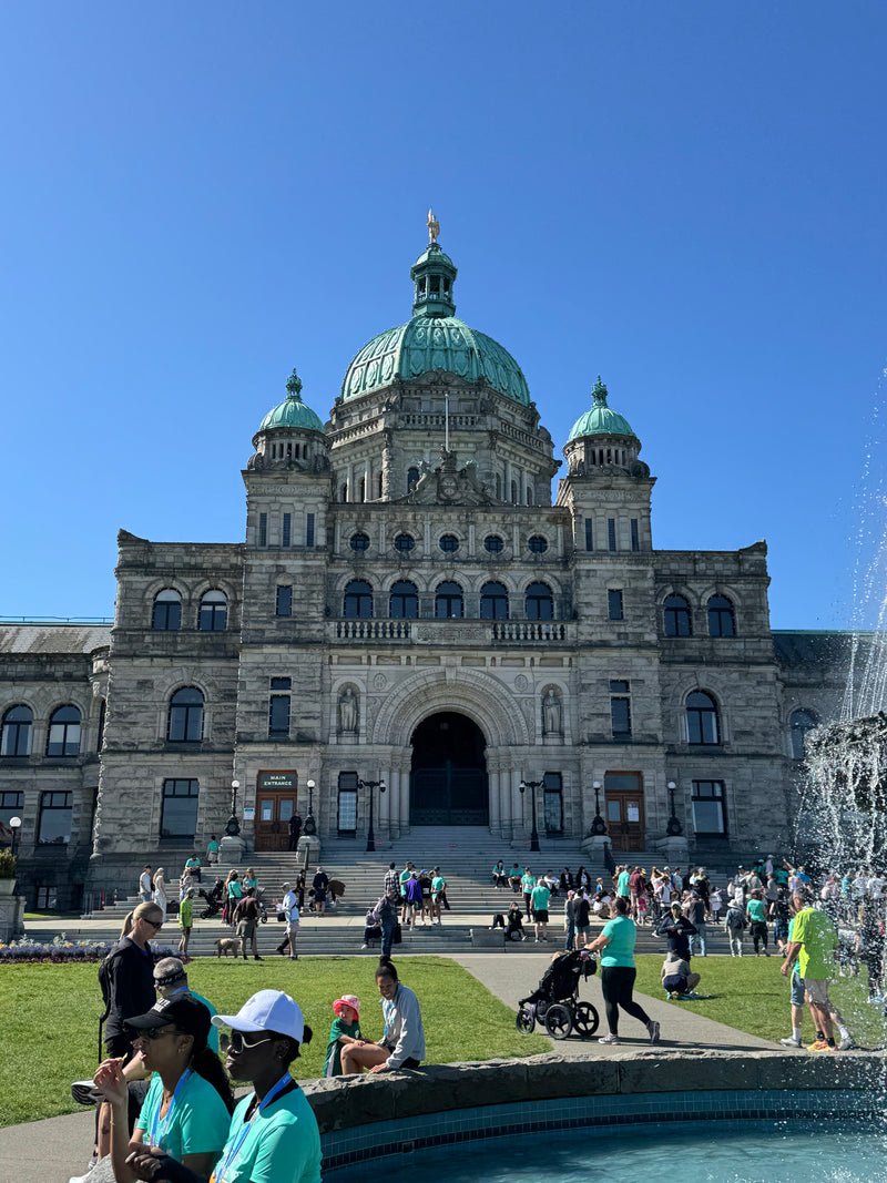 Runners gathered outside the BC Parliament Buildings in Victoria on TC10K race day